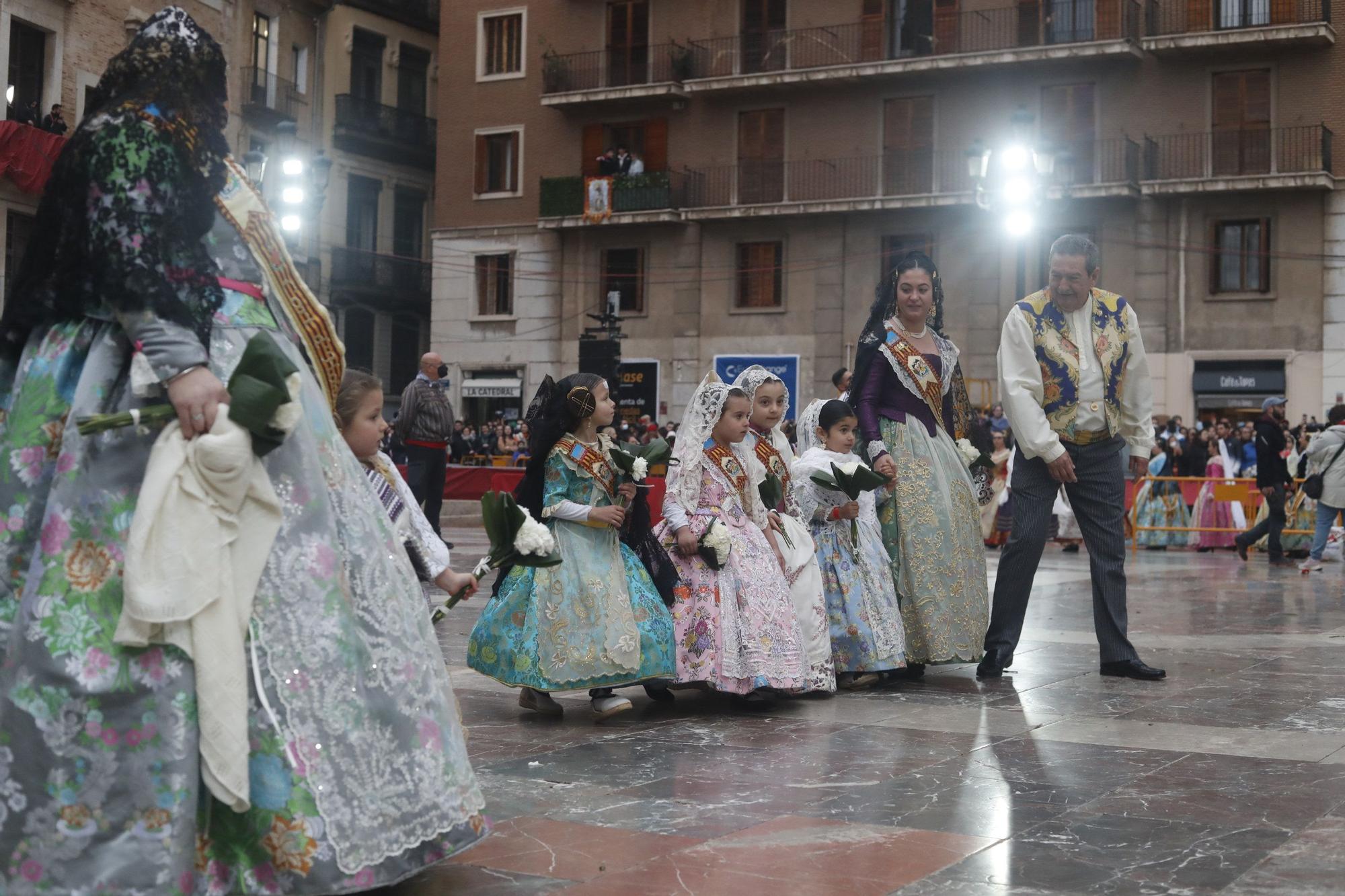 Búscate en el segundo día de ofrenda por la calle de la Paz (entre las 18:00 a las 19:00 horas)