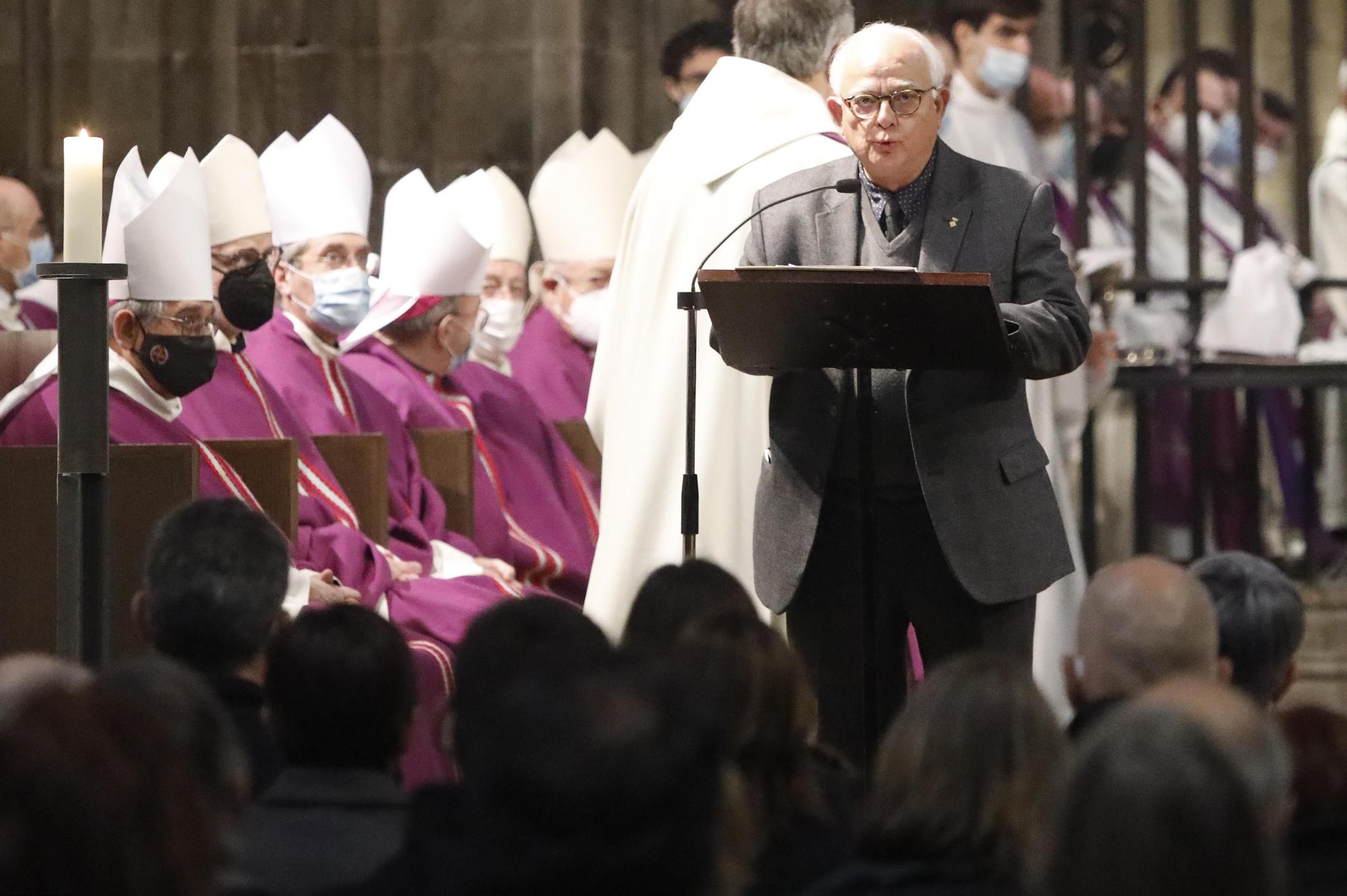 La Catedral de Girona s'omple per acomiadar Francesc Pardo