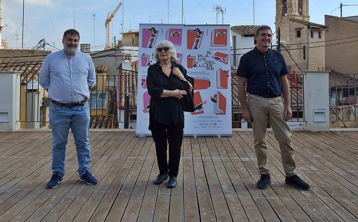 Enric Sorribes (president Coordinadora Muixerangues), Antònia Vicens i Josep Gregori. | F.FULL