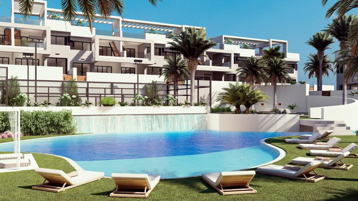 Casa con piscina y terraza en venta ubicada en Torrevieja