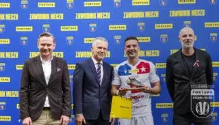El mallorquín Ángel Rodado le da la Copa de Polonia al Wisla Cracovia