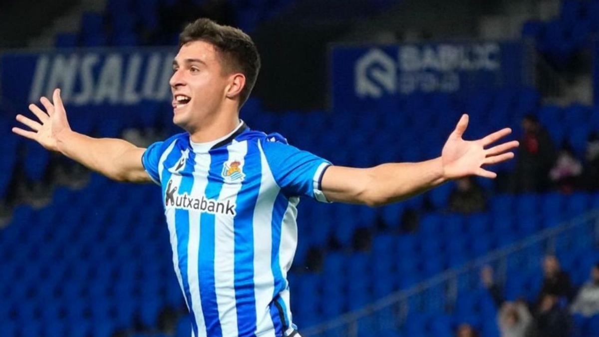 Por la izquierda,  Karrikaburu y  Villalibre. | LNE