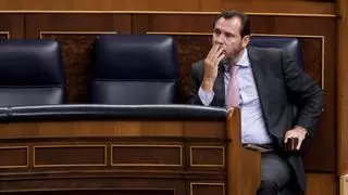 Puente nutre su núcleo duro con el entorno de Sumar y rompe los compartimentos estancos del Gobierno de coalición