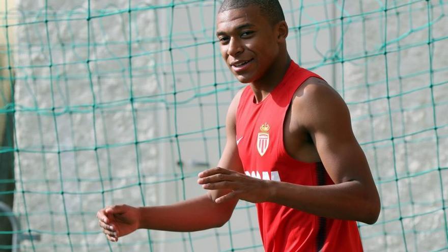 Fichar a Mbappé le costaría 216 millones al Madrid