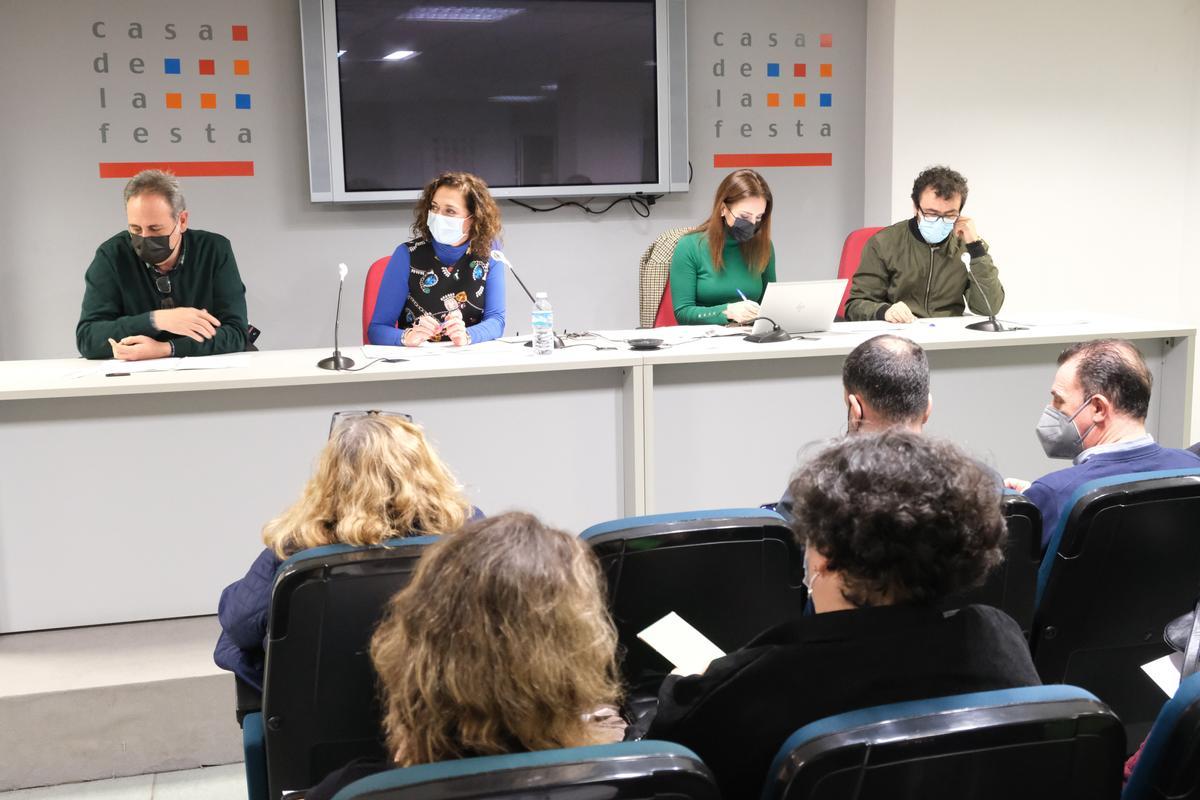 Las Hogueras avalan por amplia mayoría que la elección de la Bellea del Foc se adelante a noviembre Las Hogueras avalan por amplia mayoría que la elección de la Bellea del Foc se adelante a noviembre