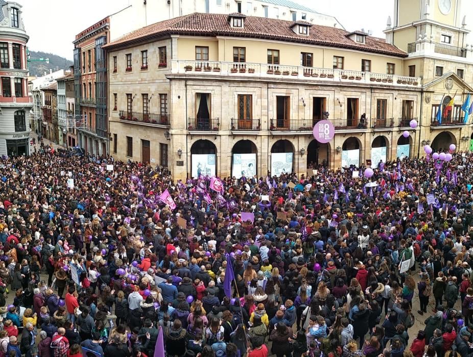 8-M en Asturias: El feminismo inunda las plazas