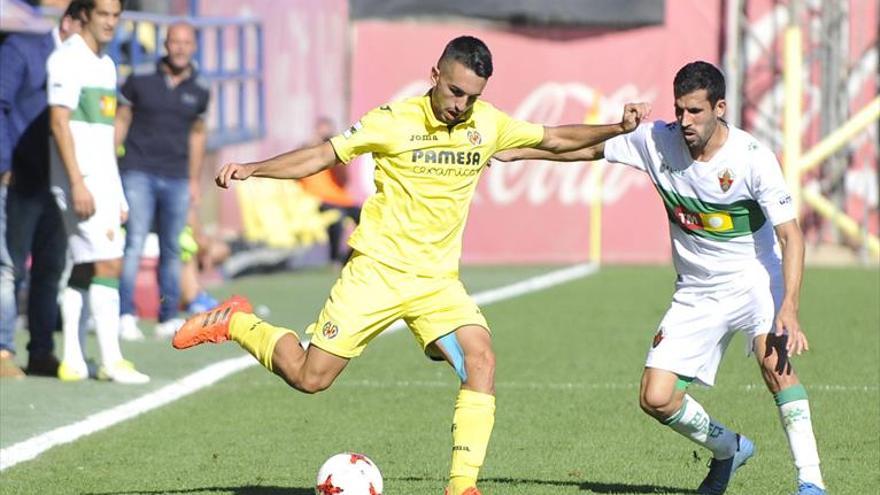 El Villarreal B empata en casa ante el Elche y se aleja del líder