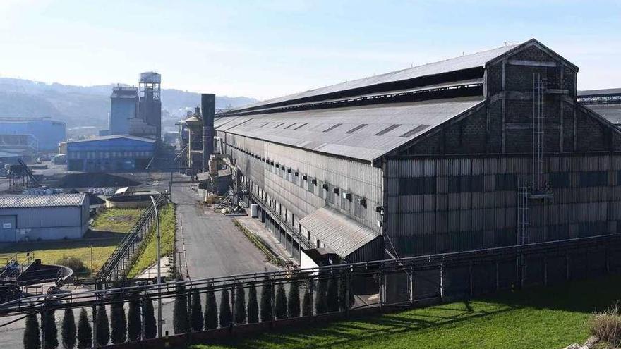 Exterior de las instalaciones de Alcoa en el polígono de A Grela.