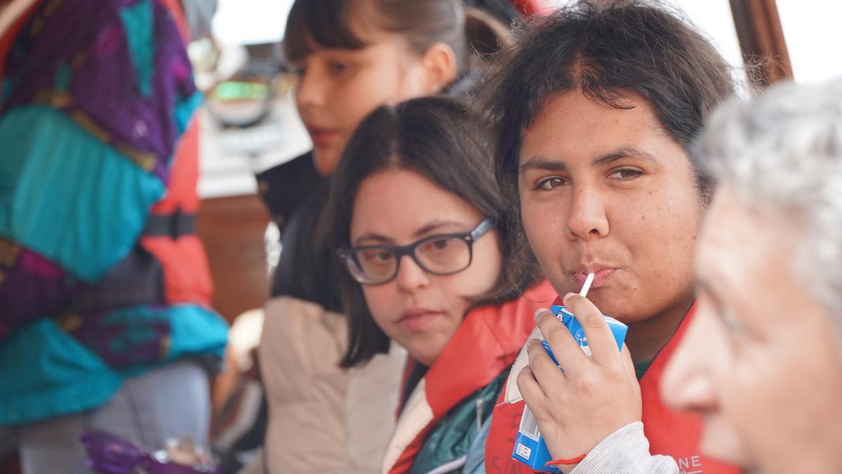 Jornada inclusiva para alumnos de Apneef en el Club Nàutic Sant Antoni