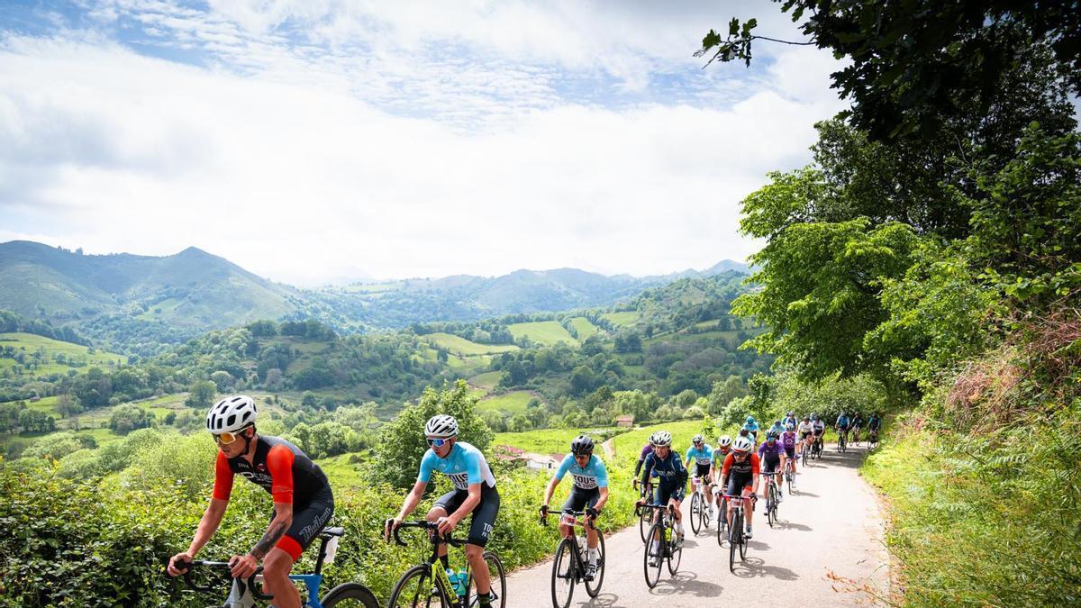 Participantes en la Pravia Asturias Challenge en una edición anterior