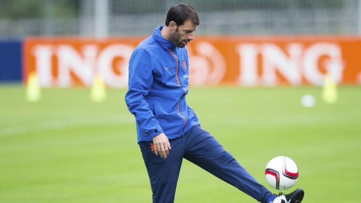 Ruud van Nistelrooy ha estado hasta ahora ejerciendo como entrenador del filial del PSV | EFE