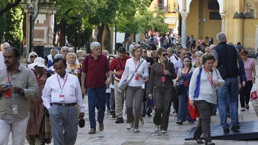 &quot;La gente que viene a Córdoba pregunta por la Mezquita&quot;