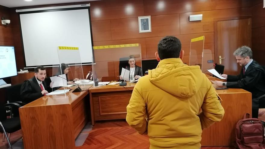 Un hombre envía y pide por Facebook fotos “de alto contenido sexual” a una niña de 12 años en Zamora