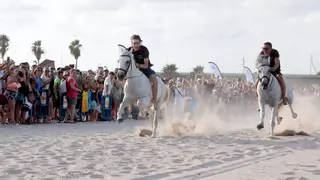 Vuelven las carreras de caballos en la playa de València