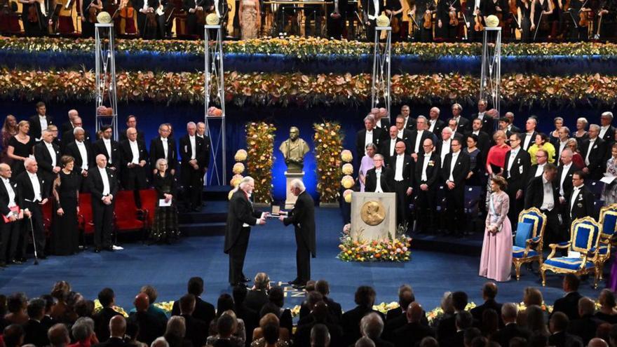 Un momento de la ceremonia
de entrega de los premios
Nobel, ayer en Estocolmo.  | //  EFE