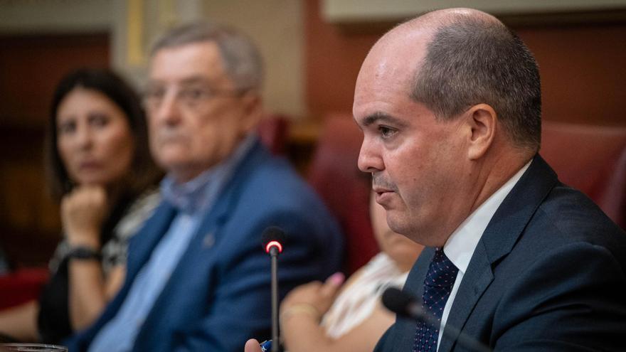Rechazo de Vox en Santa Cruz a una moción para proteger a los menores frente a la pornografía y prostitución en entornos digitales