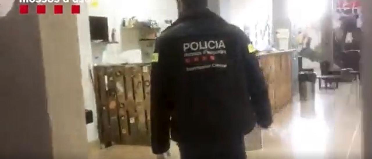 Operatiu policial contra un club cannàbic de Figueres