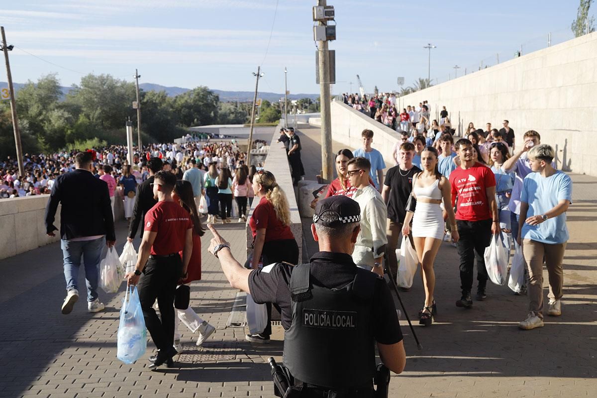 El botellón en el Balcón del Guadalquivir, en imágenes