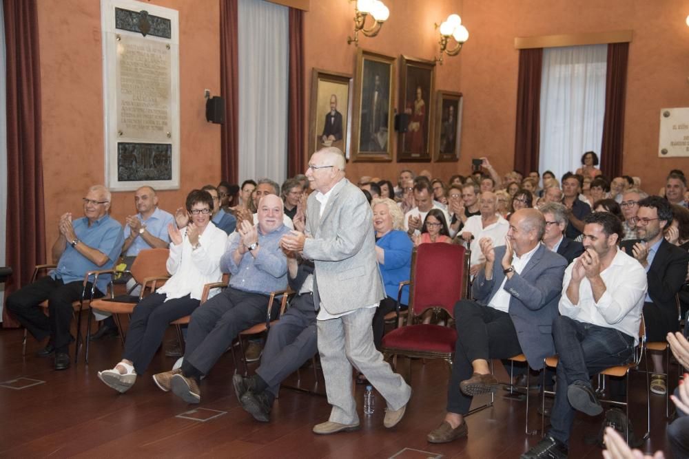 Acte per lliurar a Josep Rueda la medalla de la Ciutat al mèrit Cívic