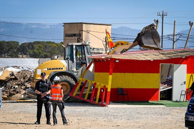Así ha sido el derribo de cuatro casetas utilizadas como puntos de venta de droga en Son Banya