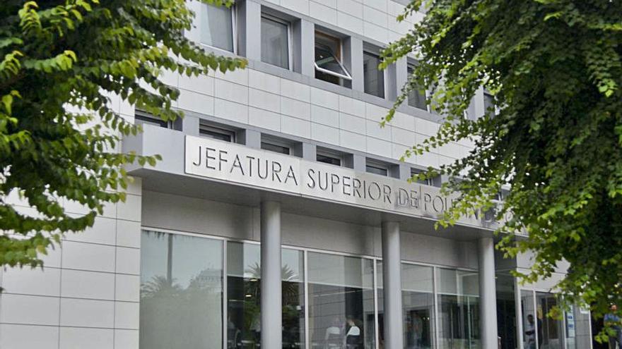 Edificio de la Jefatura Superior de Policía de Galicia.  | // ARCAY/ROLLER AGENCIA