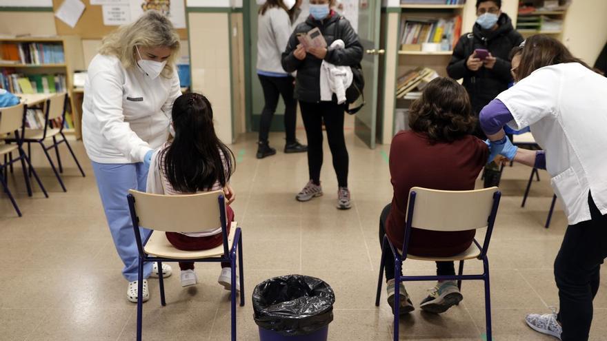 Canarias denuncia amenazas a los sanitarios en un boicot negacionista contra las vacunas