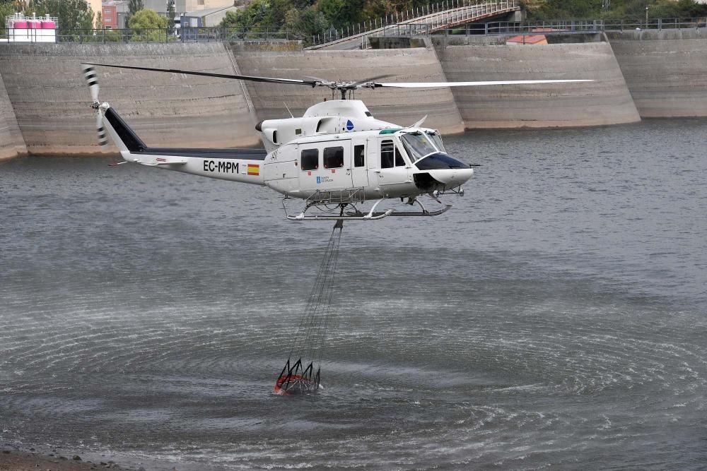 Más imágenes del incendio en As Rañas