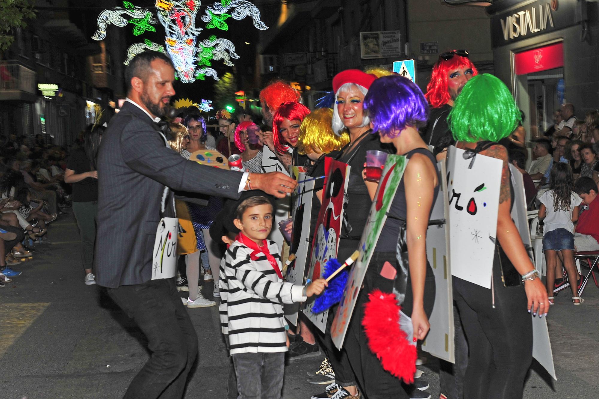 Desfile de humor de Moros y Cristianos de Crevillent