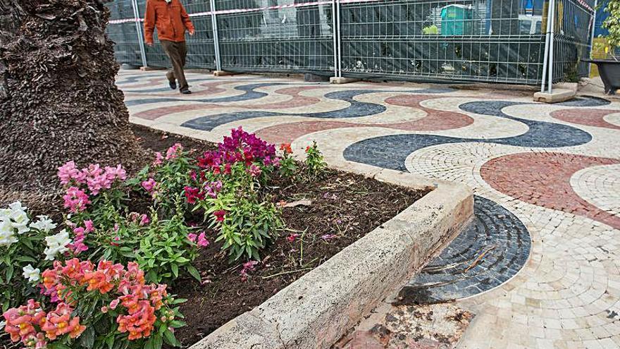 Señales turísticas en mal estado: se quitan tarde y nunca vuelven