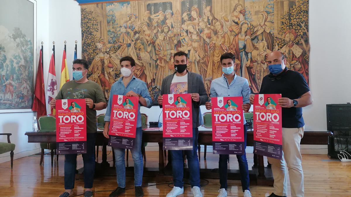 Presentación del cartel de la novillada que se celebrará el sábado en Toro