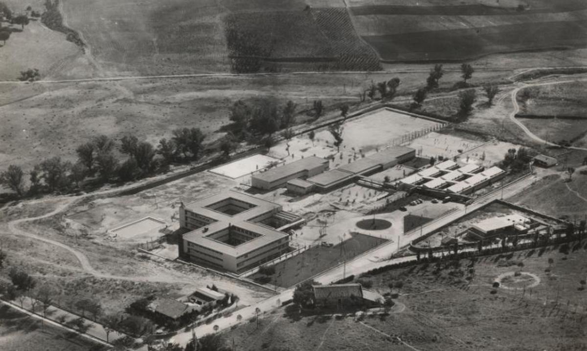 Colegio de Santa María de los Rosales