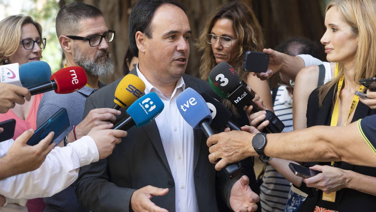 El secretario general y síndic del PP en las Cortes, Juafran Pérez Llorca