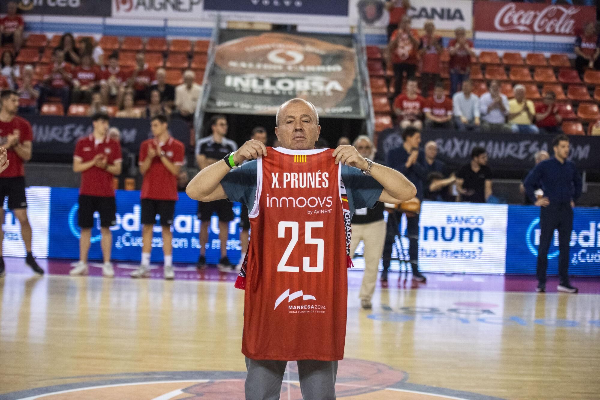 El Baxi homenatja Xavier Prunés per 37 anys de cròniques i seguiment