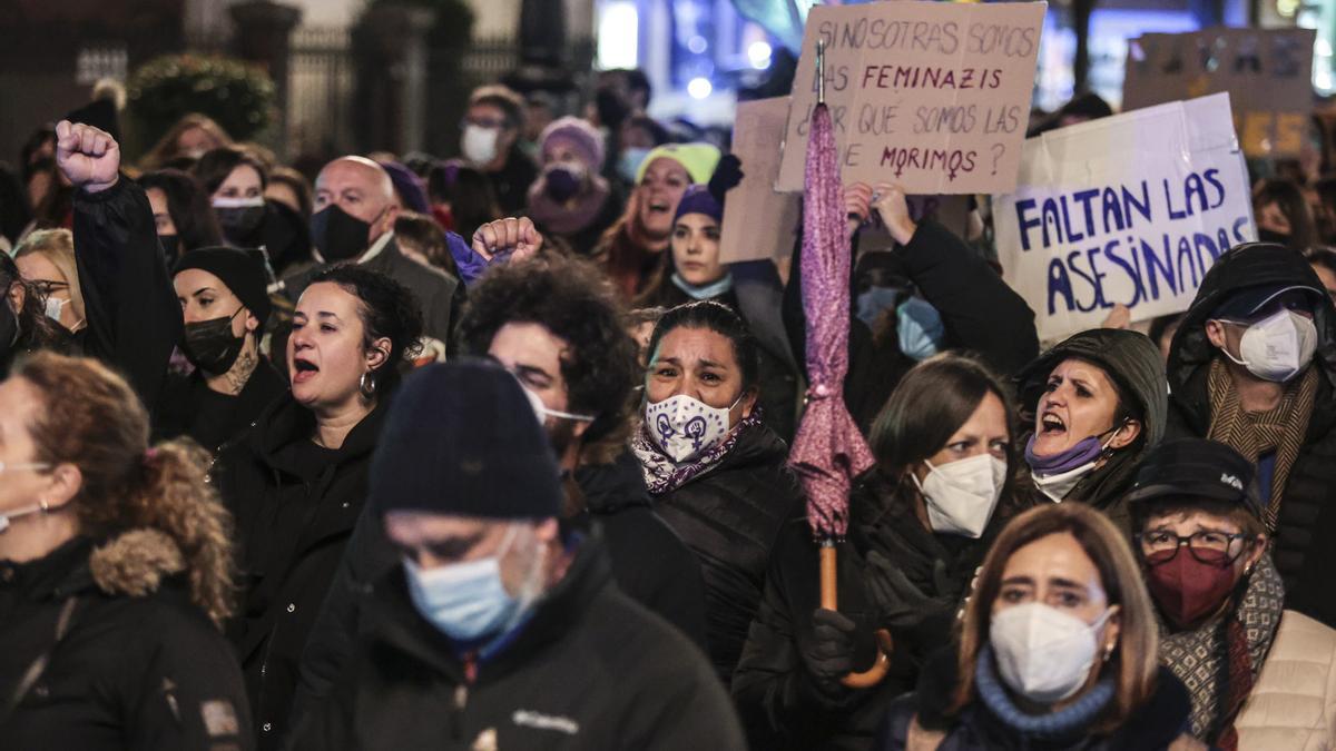 Asturias muestra su rechazo a la violencia contra las mujeres: todas las protestas por concejos