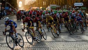 segea54540255 file photo  cycling   tour de france   the 128 km stage 21 f200818170318