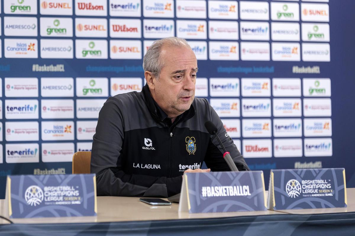 Txus Vidorreta, en la rueda de prensa de este martes.