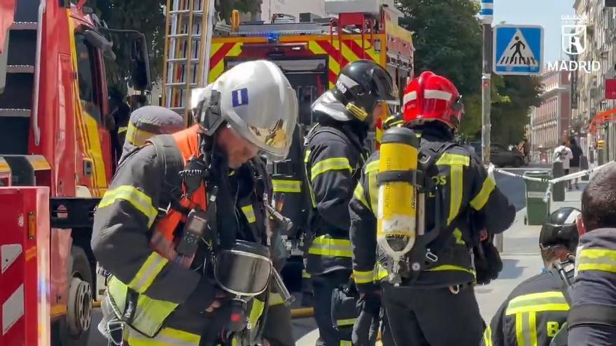 Un incendio llena de humo el Burger King de Atocha