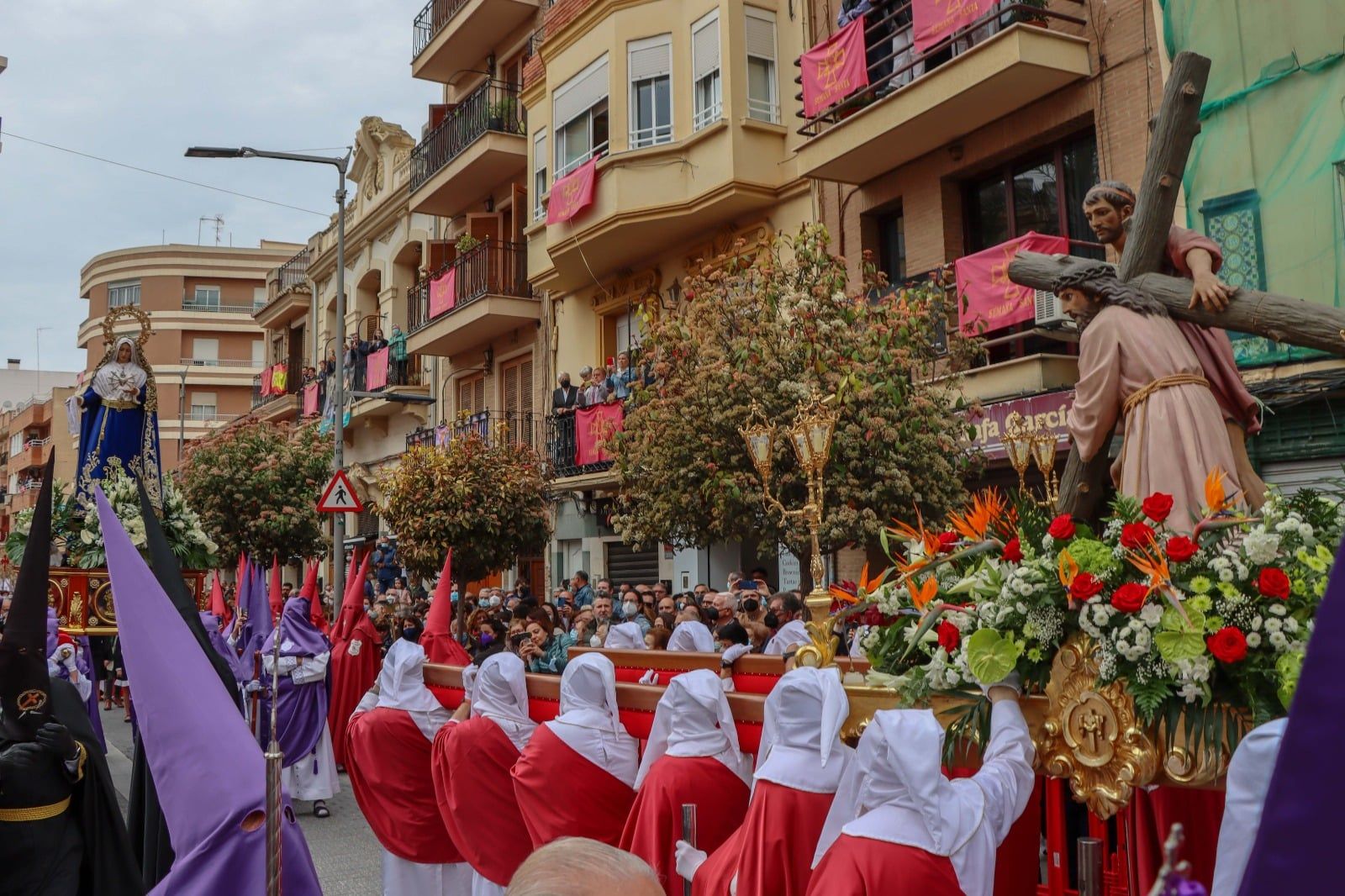 Celebración del Viernes Santo en Torrent.