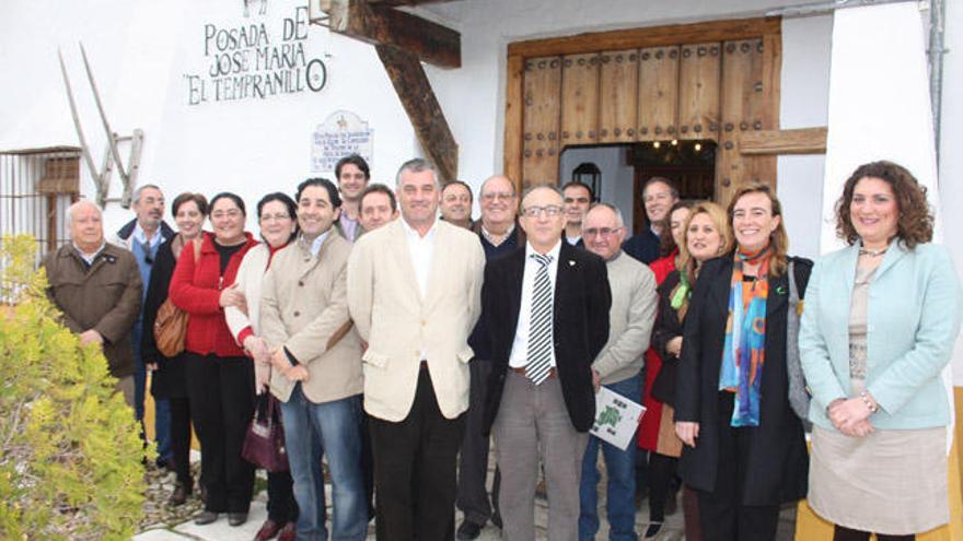 Javier Carnero con el resto de autoridades y empresarios.