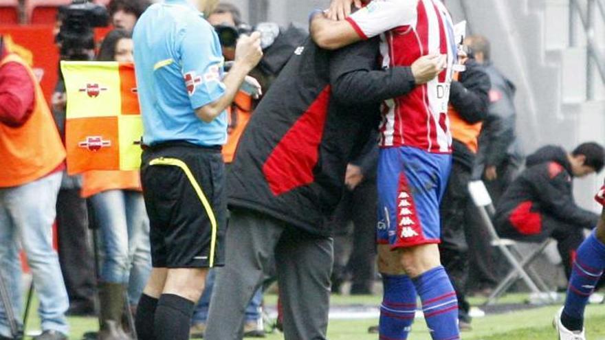 Bilic celebra su gol con Quini.