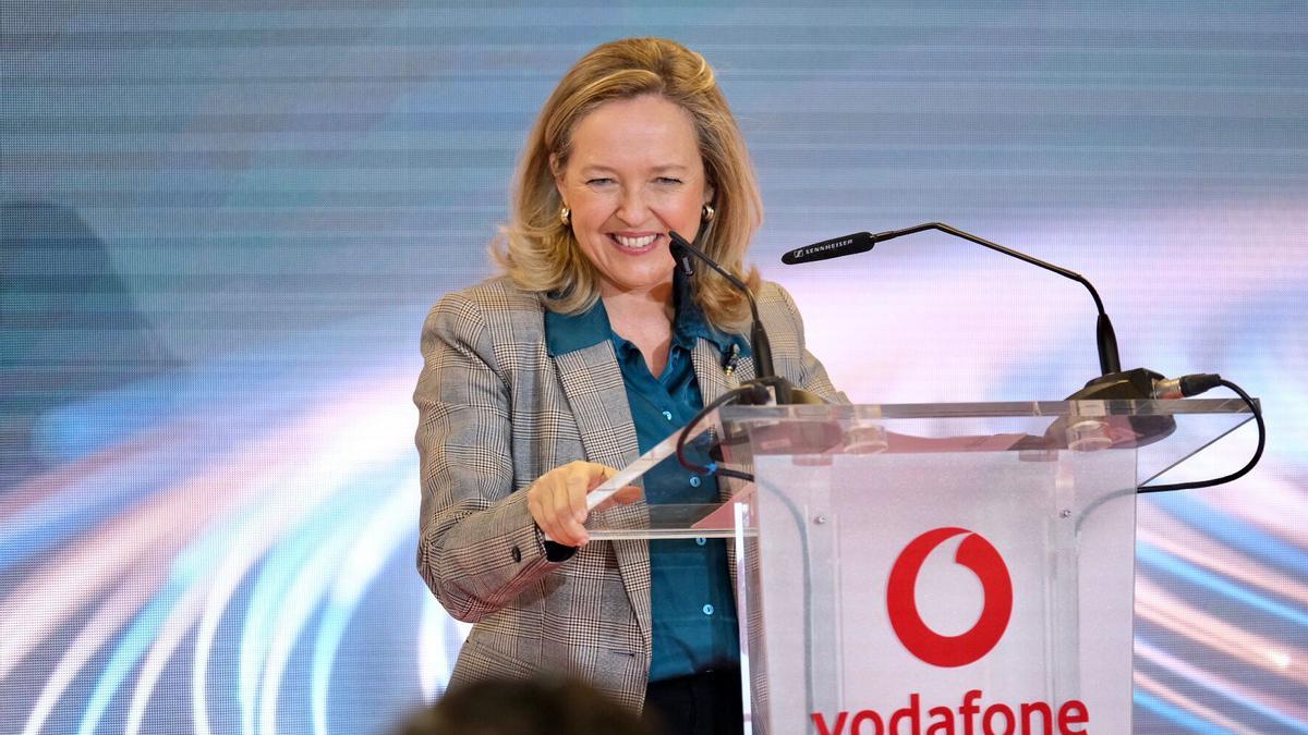 Calviño y Moreno asisten en Málaga a la presentación del Centro Europeo de Excelencia de Vodafone