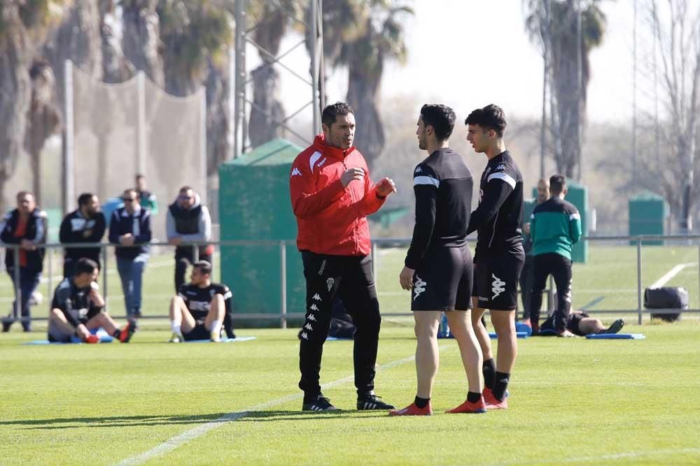 Primer entrenamiento de Rafa Navarro