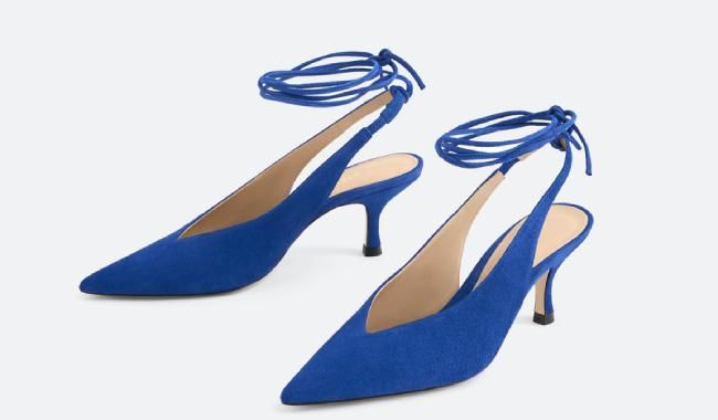 Estos zapatos de Uterqüe tienen un tacón comodísimo, un color que es tendencia y un precio de rebajas que nos alucina