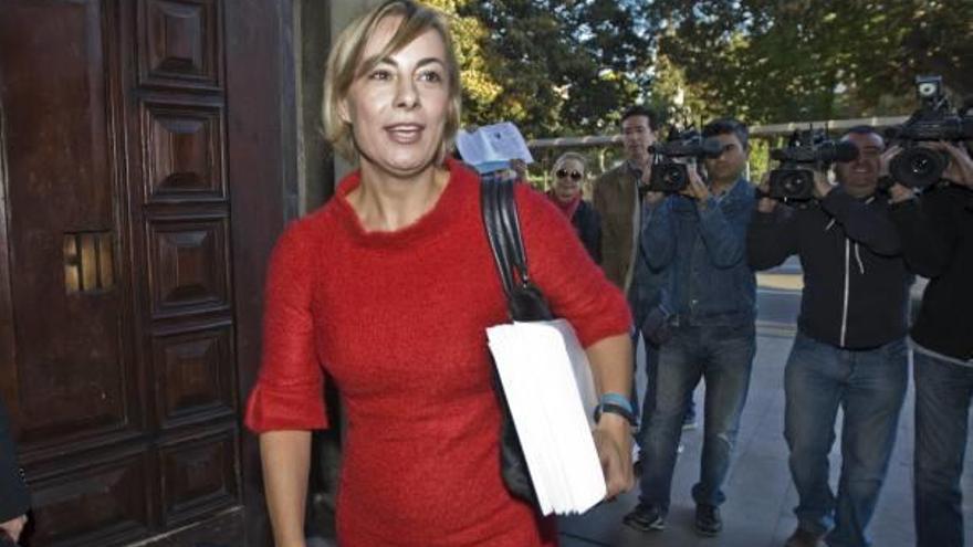 Sonia Castedo el día que declaró en el TSJ por las presuntas irregularidades en la tramitación del Plan General.