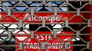 El futuro de Alcampo en Aragón: arranca la negociación con pocos avances