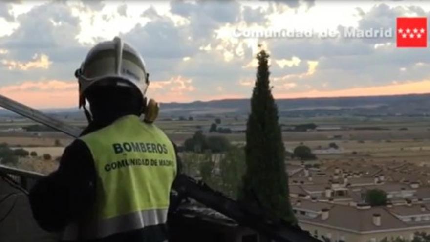 Fallece un hombre en el incendio de su vivienda en Madrid