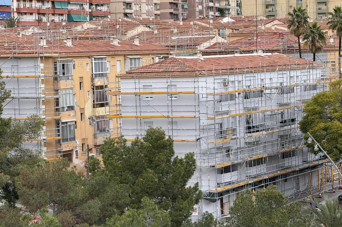 El objetivo es actualizar el conjunto residencial tanto desde el puntode vista estructural como energético y urbano
