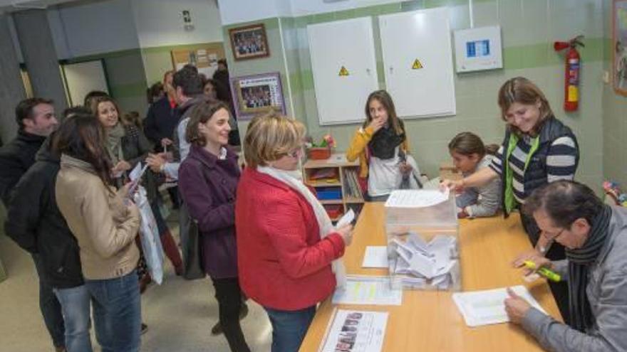 Las elecciones escolares dan un vuelco en la educación pública