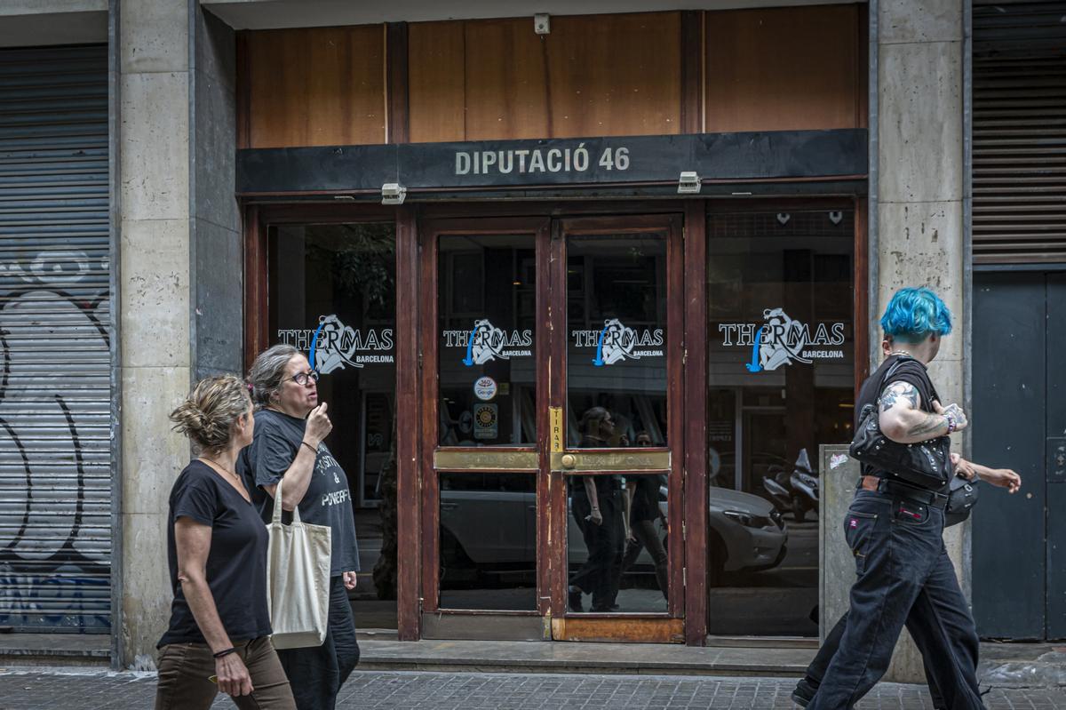 Sauna de Diputació que acumula infracciones en Barcelona, amenazada de ser clausurada.