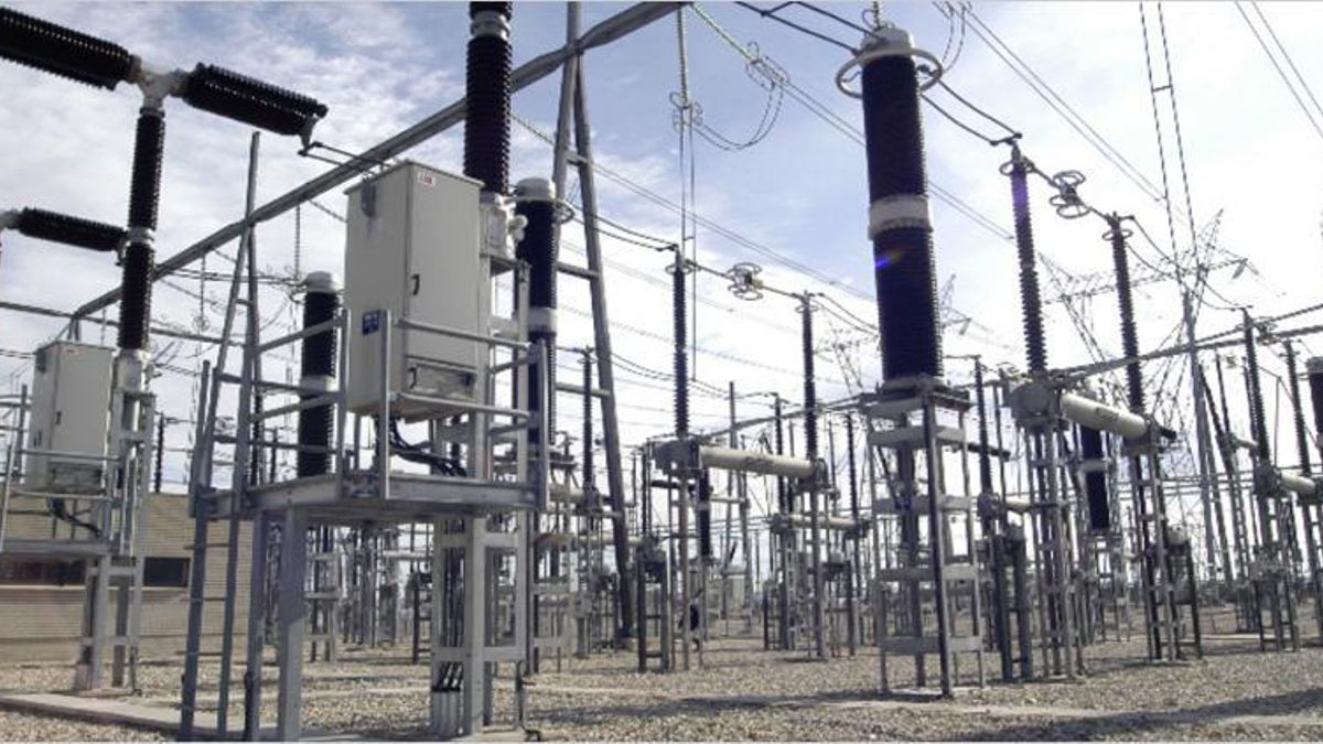 La subestacion electrica Almendrales, de 400 kilovoltios y ubicada en Mequinenza (Zaragoza), donde Red Eléctrica llevará a cabor dos actuaciones por el apagón.